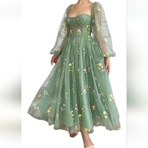NEW Green Tulle Embroidered Tea Length Puffy Sleeve Dress